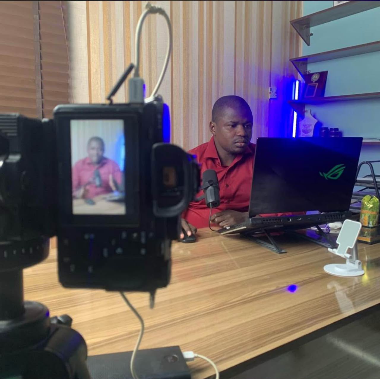 Field reporting and programme work